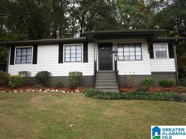 6601 4th Ave S, Birmingham, AL 35212 - view of front of home featuring a front yard and entry steps