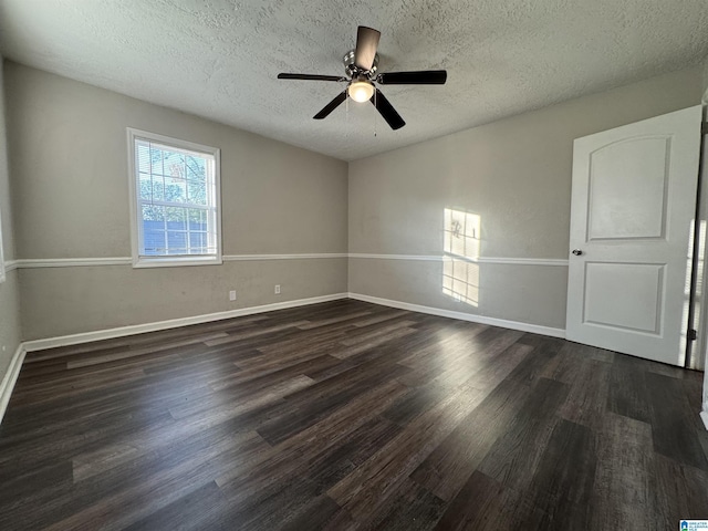 804 Elm Ave, Gadsden, AL 35903 - spare room with wood finished floors, a textured ceiling, ceiling fan, and baseboards