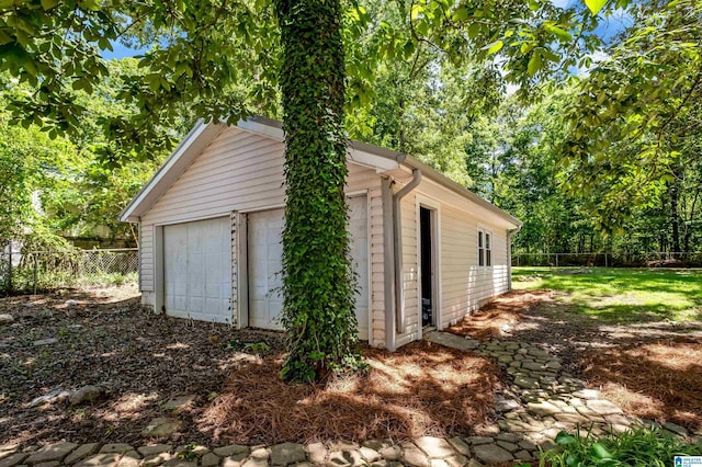 941 Honeysuckle Ln, Moody, AL 35094 - view of detached garage