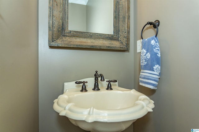 1020 Dunsmore Dr, Chelsea, AL 35043 - bathroom featuring a sink