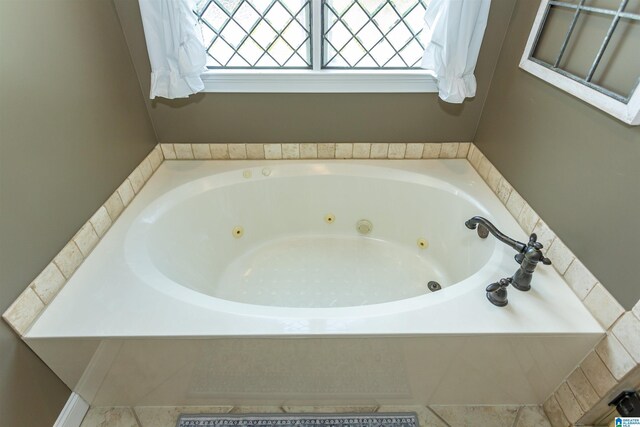 1020 Dunsmore Dr, Chelsea, AL 35043 - full bathroom featuring a tub with jets