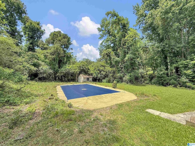 7371 Thomas Hall Dr, Trussville, AL 35173 - view of pool with a lawn and a covered pool
