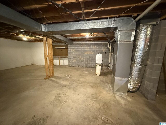 2301 Hathaway Heights Rd, Anniston, AL 36207 - view of unfinished basement