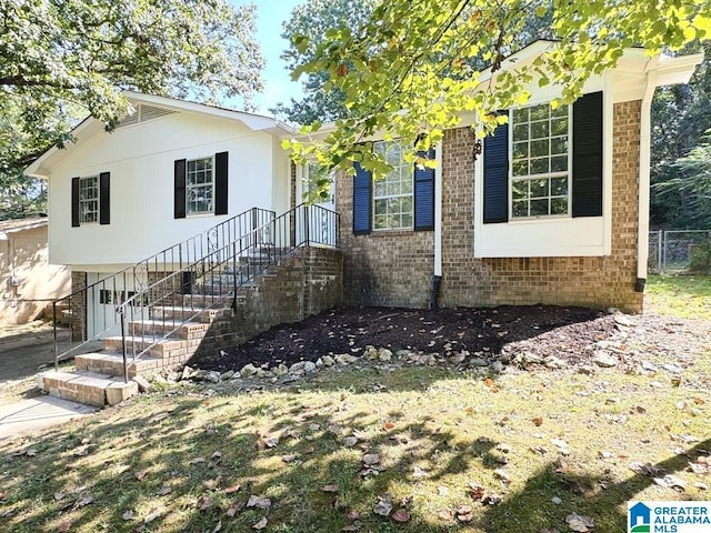 2723 6th St NE, Center Point, AL 35215 - view of front of house featuring brick siding