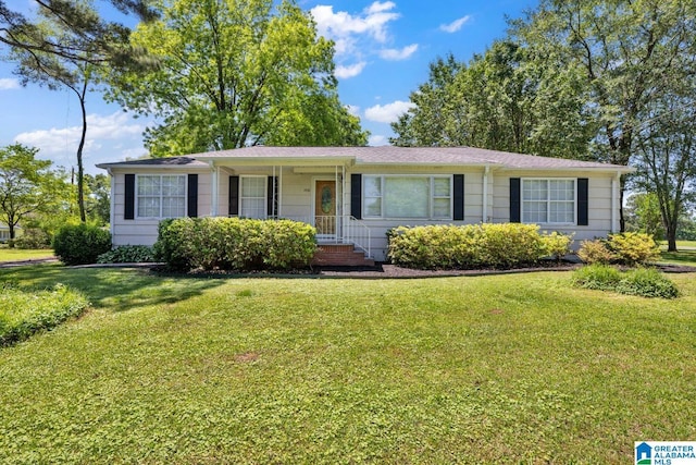 1416 11th St SE, Cullman, AL 35055 - single story home with a front lawn