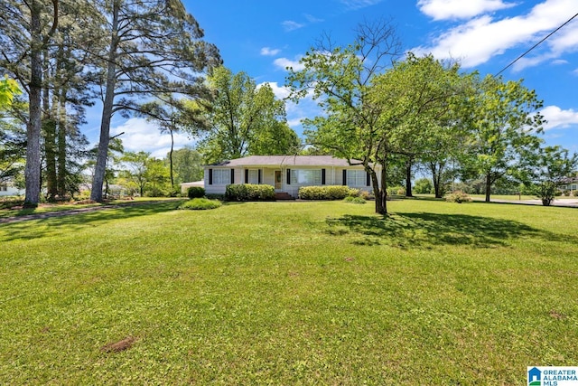 1416 11th St SE, Cullman, AL 35055 - ranch-style home featuring a front yard