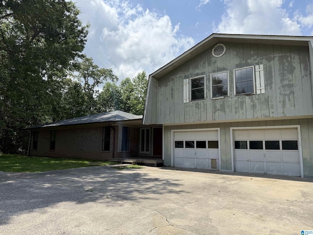 1528 Rainbow Ln, Warrior, AL 35180 - view of front of house featuring driveway and an attached garage