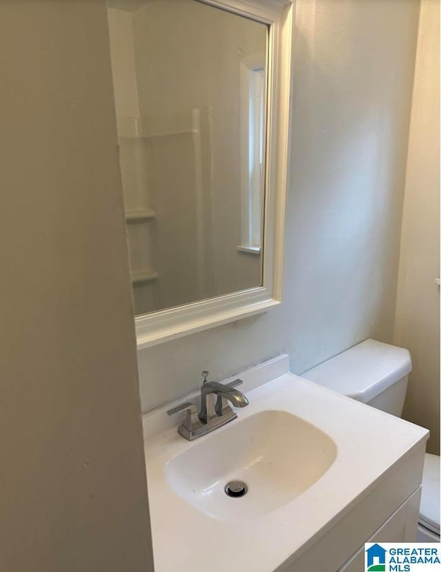 1861 Woodland Ave SW, Birmingham, AL 35211 - bathroom with toilet and vanity