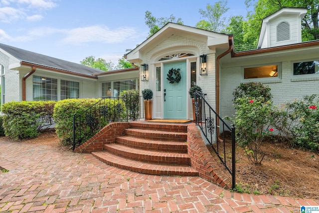 3208 N Woodridge Rd, Mountain Brook, AL 35223 - entrance to property featuring brick siding