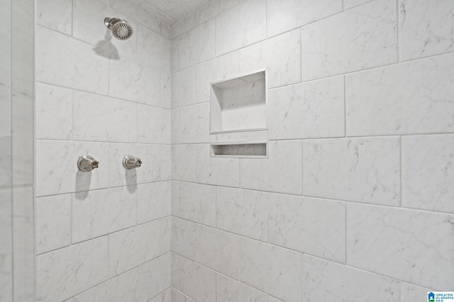 3208 N Woodridge Rd, Mountain Brook, AL 35223 - detailed view of a tile shower