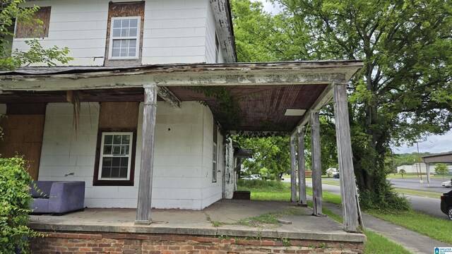 101 W 17th St, Anniston, AL 36201 - view of car parking