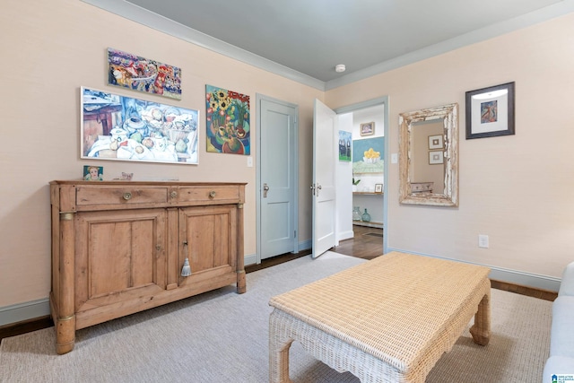 409 Euclid Ave, Mountain Brook, AL 35213 - living area with baseboards