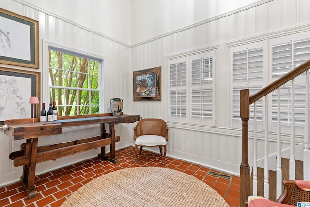 409 Euclid Ave, Mountain Brook, AL 35213 - sitting room featuring stairway