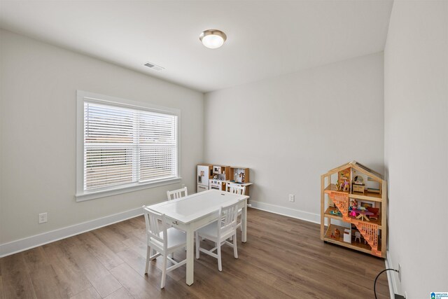 173 Atlantic Ln, Birmingham, AL 35242 - recreation room with wood finished floors and baseboards