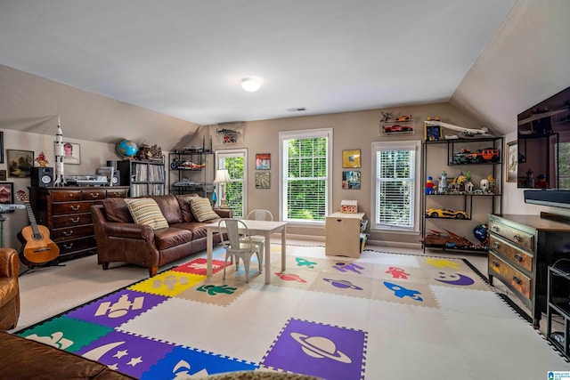 3242 Country Club Rd, Mountain Brook, AL 35213 - recreation room with lofted ceiling
