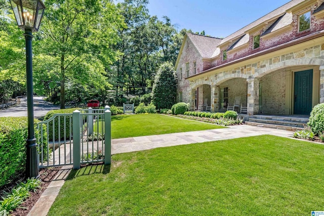 3242 Country Club Rd, Mountain Brook, AL 35213 - view of grassy yard