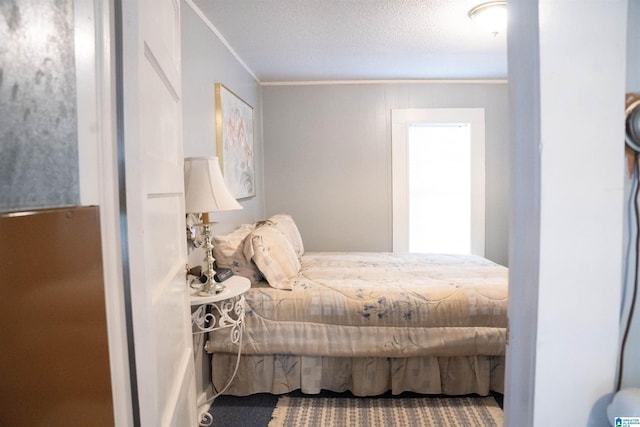 231 Smith Camp Loop, Adger, AL 35006 - bedroom featuring crown molding