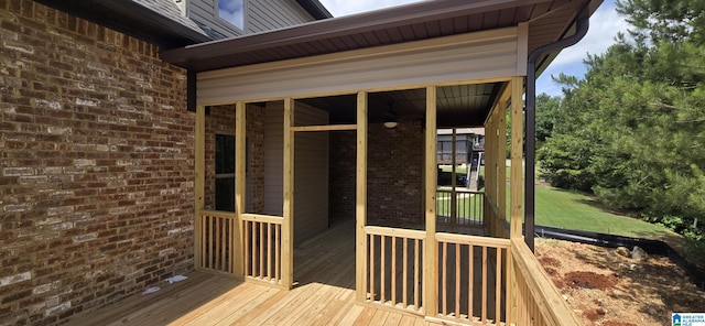 1077 Grande View Pass, Alabaster, AL 35114 - deck with a sunroom