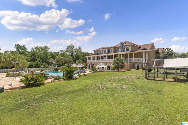 200 Asphodel Dr, Dothan, AL 36303 - view of yard featuring an outdoor pool