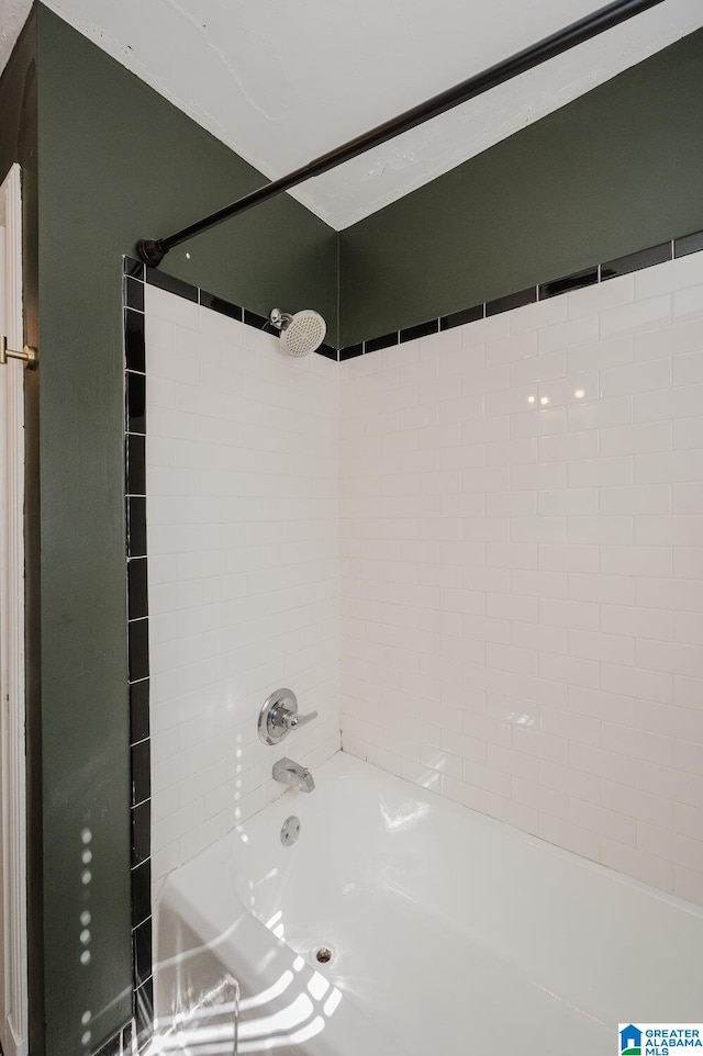 516 85th St, Birmingham, AL 35206 - full bath with bathing tub / shower combination