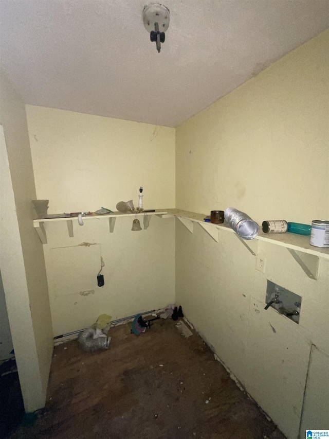 375 Little Dismal Rd, Arley, AL 35541 - laundry room featuring washer hookup