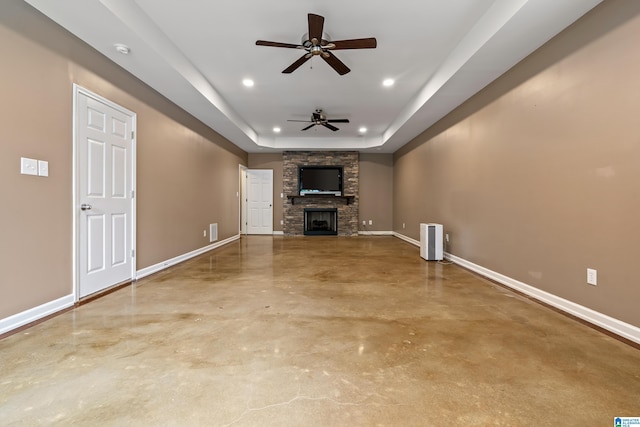 5265 Lake Crest Cir, Hoover, AL 35226 - unfurnished living room with a ceiling fan, concrete floors, baseboards, and recessed lighting