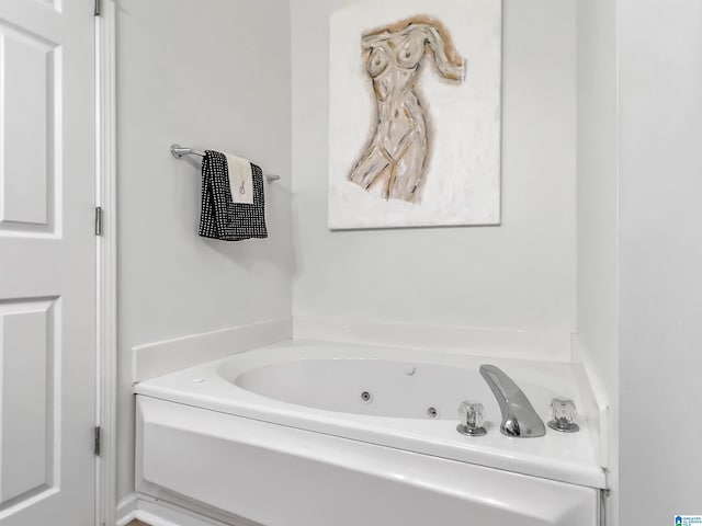 156 Brook Highland Cv, Birmingham, AL 35242 - full bathroom featuring a whirlpool tub
