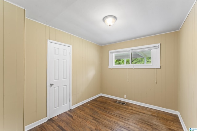 315 3rd Ave, Odenville, AL 35120 - unfurnished room featuring dark wood-style floors and baseboards