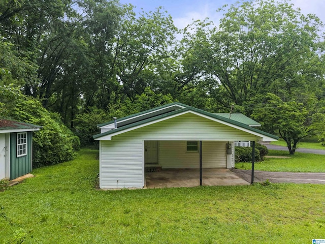 315 3rd Ave, Odenville, AL 35120 - view of outdoor structure with driveway and a carport