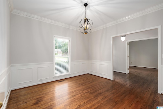 100 Redwood Dr, Trussville, AL 35173 - unfurnished room with a chandelier, wainscoting, wood finished floors, and ornamental molding