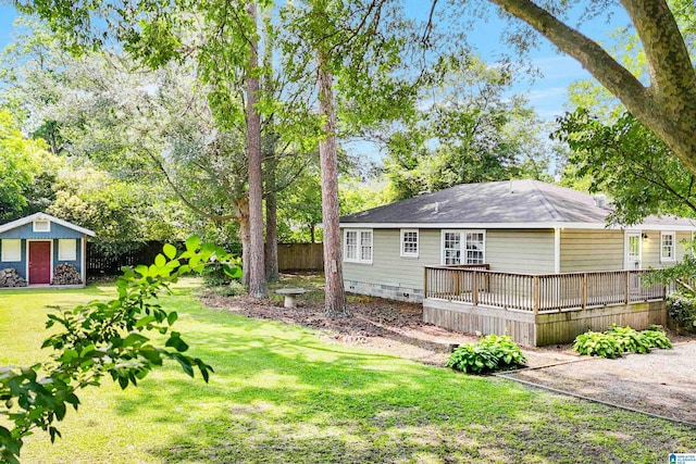 1693 4th Ave N, Clanton, AL 35045 - view of yard featuring a wooden deck
