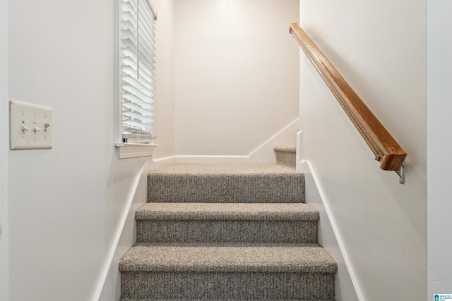 1033 Inverness Cove Way, Hoover, AL 35242 - stairway with baseboards