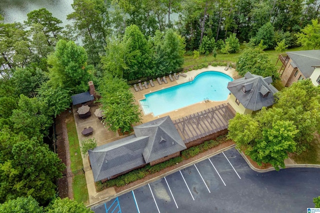1033 Inverness Cove Way, Hoover, AL 35242 - bird's eye view of a pool area