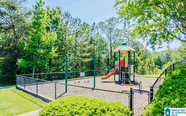 386 N Lake Rd, Birmingham, AL 35242 - view of community play area