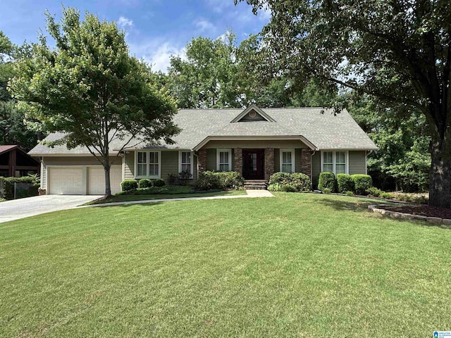 3258 Tyrol Ln, Vestavia Hills, AL 35216 - ranch-style house featuring a garage, a front yard, and concrete driveway
