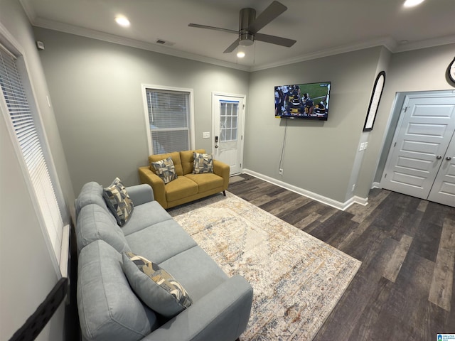 906 6th Ave W, Birmingham, AL 35204 - living room featuring recessed lighting, baseboards, dark wood-style floors, a ceiling fan, and crown molding