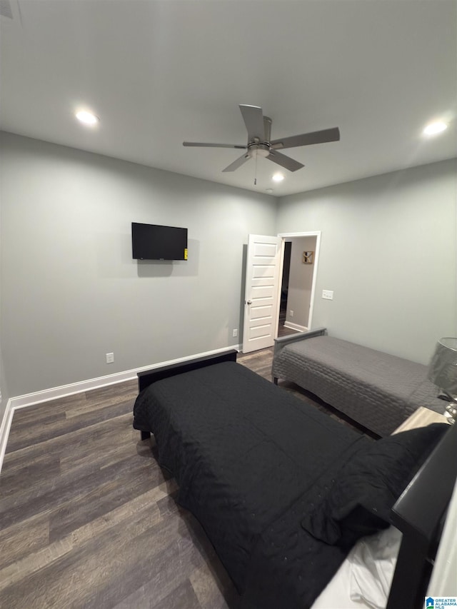 906 6th Ave W, Birmingham, AL 35204 - bedroom featuring dark wood-type flooring, recessed lighting, baseboards, and ceiling fan