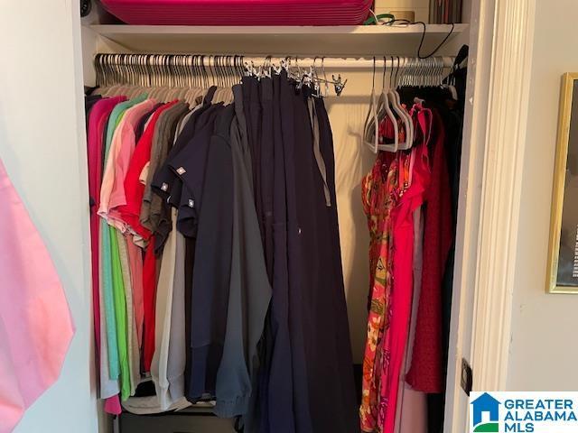 2213 Montreat Cir Unit D, Vestavia Hills, AL 35216 - view of closet
