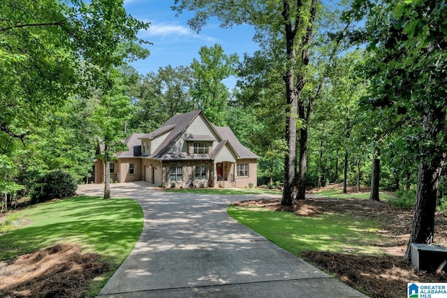 101 N Lake Dr, Hoover, AL 35242 - view of front of home featuring driveway and a front yard