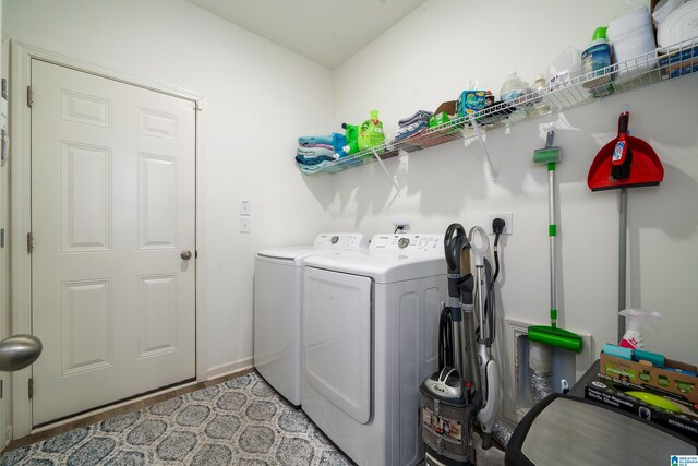 154 Halifax Ln, Chelsea, AL 35043 - laundry area featuring independent washer and dryer