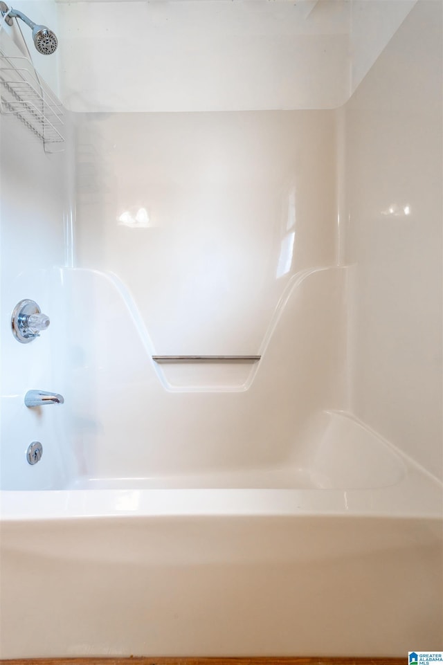 1709 Round Hill Rd, Weaver, AL 36277 - full bath featuring shower / bathtub combination