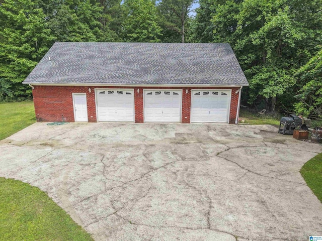 691 Reid Dr, Trafford, AL 35172 - view of detached garage