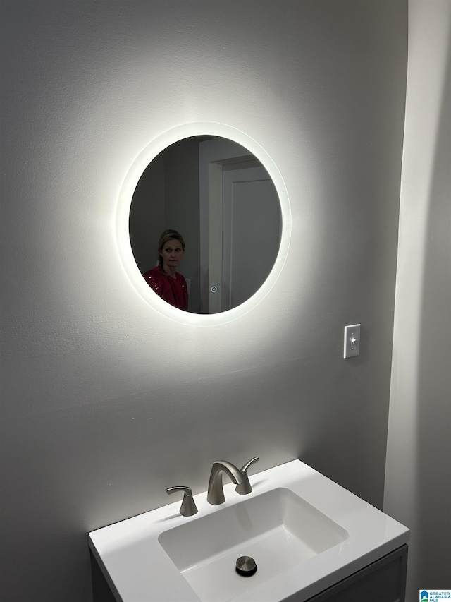 140 County Road 603, Hanceville, AL 35077 - bathroom featuring vanity