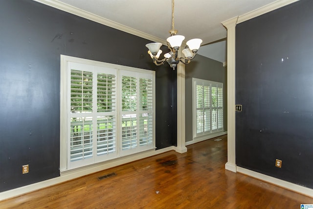 2940 Coatbridge Ln, Birmingham, AL 35242 - unfurnished room featuring a chandelier, wood finished floors, baseboards, and crown molding
