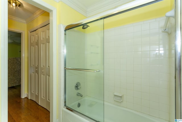 2940 Coatbridge Ln, Birmingham, AL 35242 - full bath with crown molding, enclosed tub / shower combo, and wood finished floors