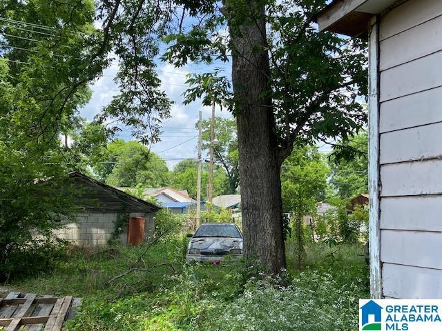 2308 17th St, Birmingham, AL 35208 - view of yard