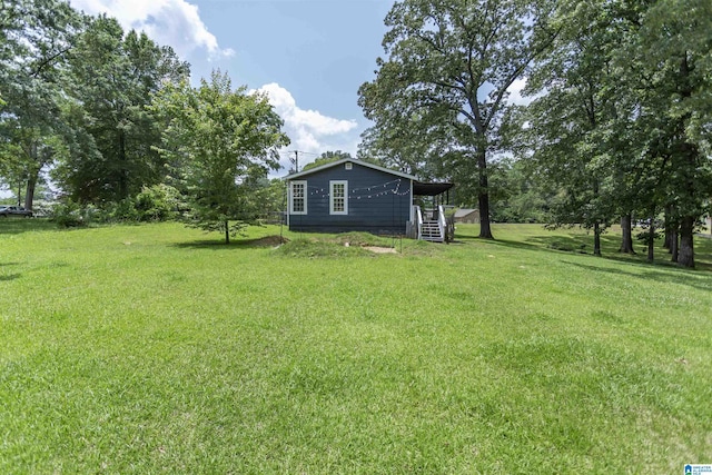 1647 Moncrief Rd, Gardendale, AL 35071 - view of grassy yard featuring stairs