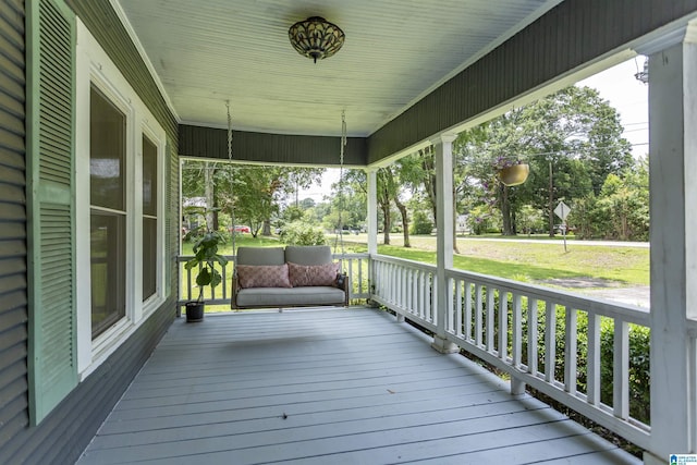 1647 Moncrief Rd, Gardendale, AL 35071 - view of wooden porch