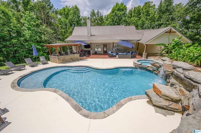325 Driving Range Rd, Cropwell, AL 35054 - view of swimming pool with a patio, an outdoor hangout area, view of wooded area, and a pool with connected hot tub
