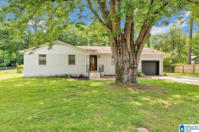 2009 Palmer Ave, Leeds, AL 35094 - single story home with driveway, a garage, and brick siding